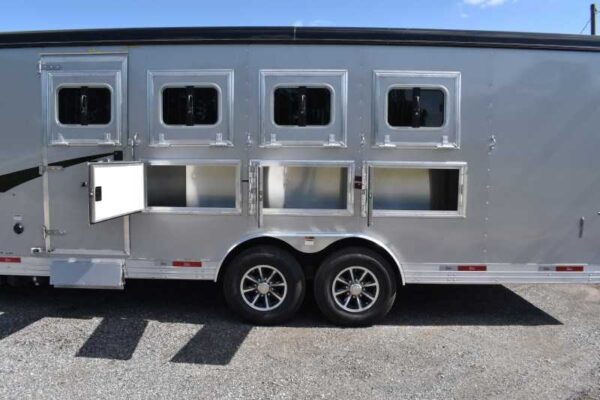 2022 Bison Desperado 8413BG 4 Horse Trailer with 13' Short Wall - Image 6