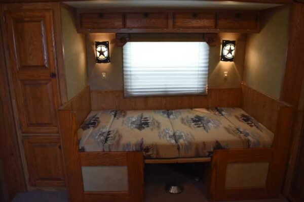 2007 American Spirit 8410GLQ 4 Horse Trailer with 10' Short Wall - Image 18