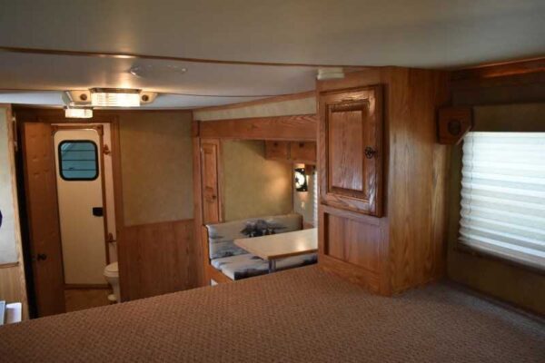 2007 American Spirit 8410GLQ 4 Horse Trailer with 10' Short Wall - Image 14