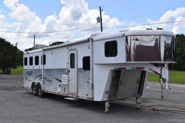 2007 American Spirit 8410GLQ 4 Horse Trailer with 10' Short Wall - Image 2