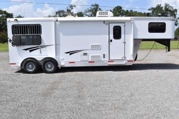 2014 Shadow 7208GLQ 2 Horse Trailer with 8' Short Wall - Image 3