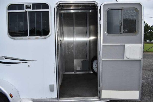 2003 Featherlite 2HST 2 Horse Trailer - Image 15