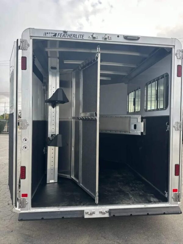 2012 Featherlite 9400 2 Horse Trailer - Image 6