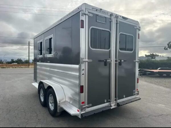 2012 Featherlite 9400 2 Horse Trailer - Image 3