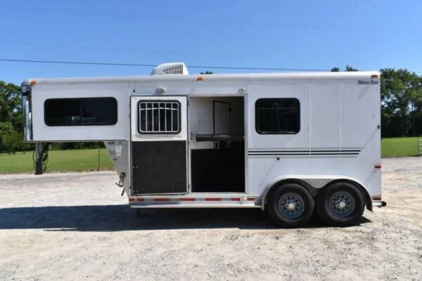 Used 2005 Silver Star 2HGNLQ 2 Horse Trailer with 4' Short Wall - Image 5