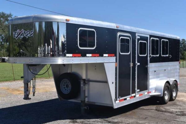 Used 2013 Exiss 6300 3 Horse Gooseneck