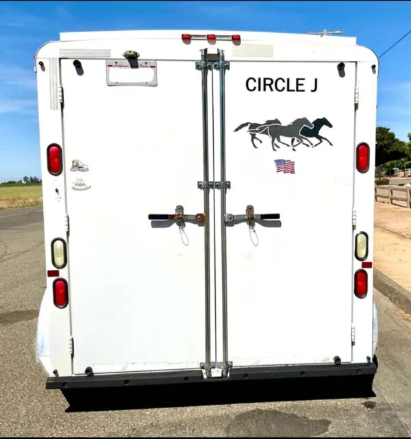 2007 Circle J 2 Horse Trailer Slant Load - Image 8