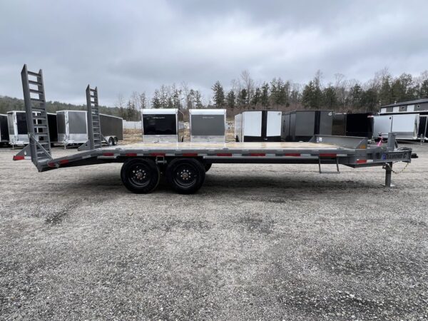 2024 Diamond C 8.5x20 20K Deckover Equipment Trailer w/ 72” Flip-Knee Ramps - Image 3