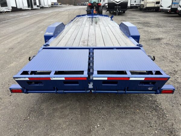 2022 Diamond C 7x24 20K Low Profile Equipment Trailer w/Max Ramps - Image 3