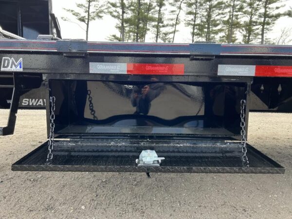 2024 Diamond C 8.5x35 25K Gooseneck Equipment Trailer w/Spare Mount - Image 16