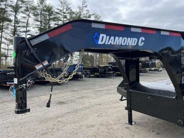 2024 Diamond C 8.5x35 25K Gooseneck Equipment Trailer w/Spare Mount - Image 19