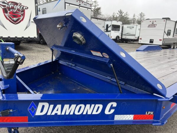 2022 Diamond C 7x24 20K Low Profile Equipment Trailer w/Max Ramps - Image 9