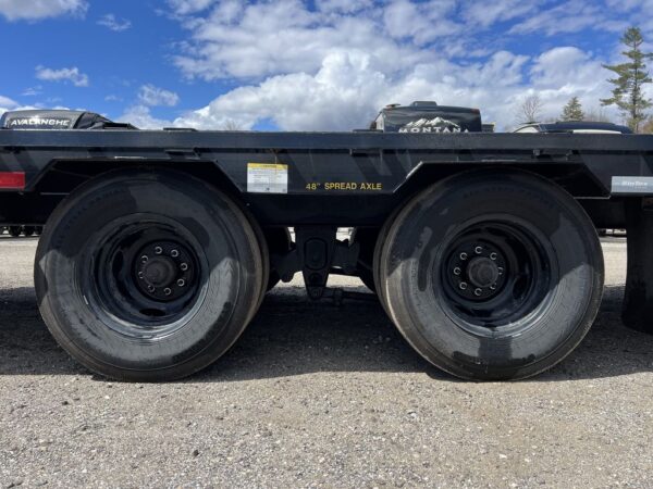 2023 Big Tex Trailers 8.5x40 25K HD Gooseneck Equipment w/Slide-Out Ramps - Image 15