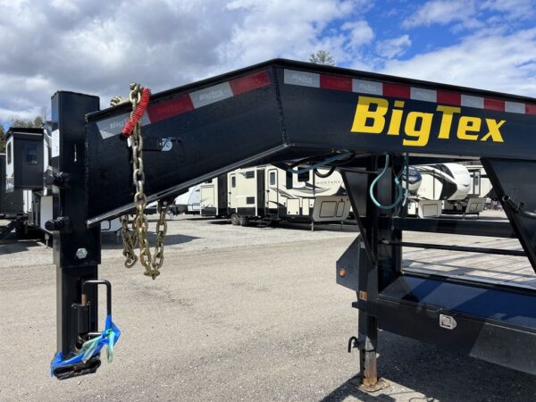 2023 Big Tex Trailers 8.5x40 25K HD Gooseneck Equipment w/Slide-Out Ramps - Image 14