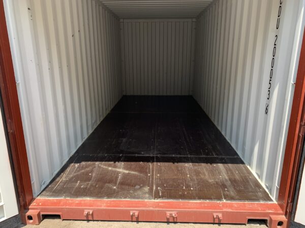 Used 20ft Shipping Container - Image 9